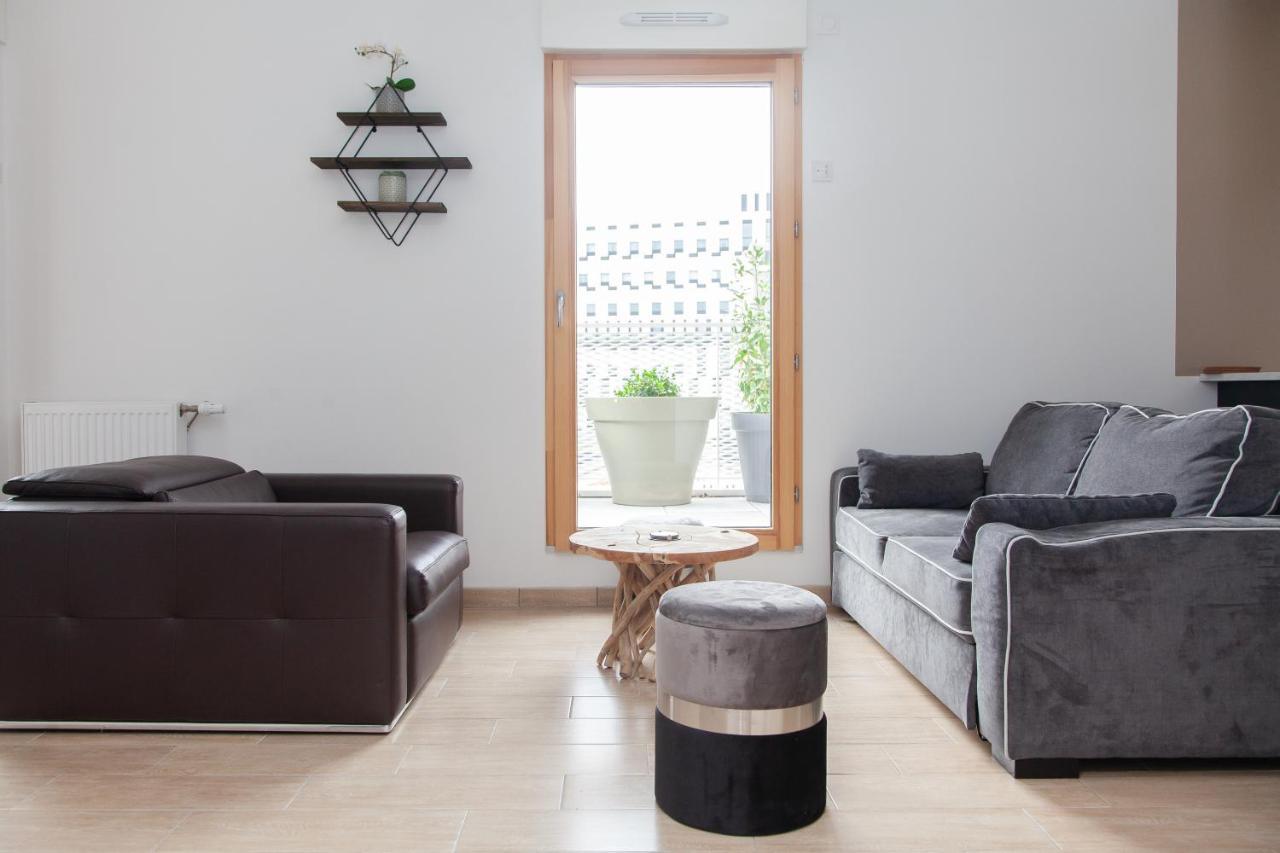 Chic & Elegant-metro 7 Leo-lagrange+parking Apartment